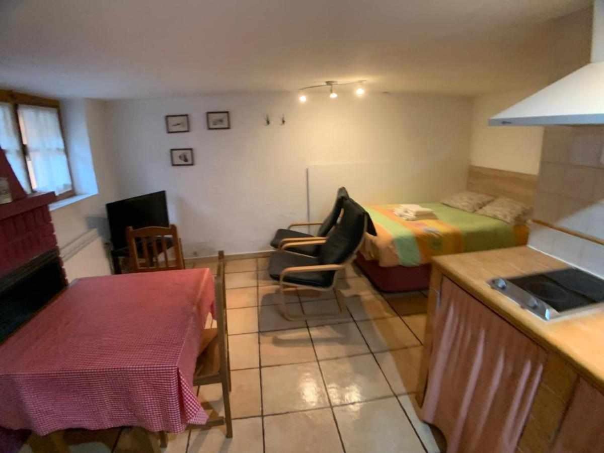 Otium Apartamentos Borda Siete Бенаск Екстериор снимка